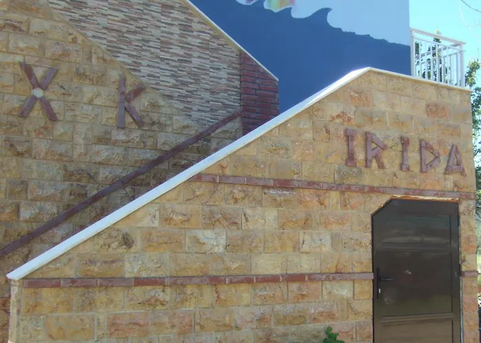 Villa Irida