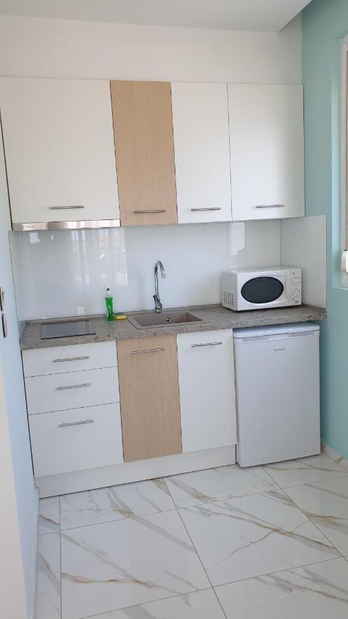 Apartment Irida *